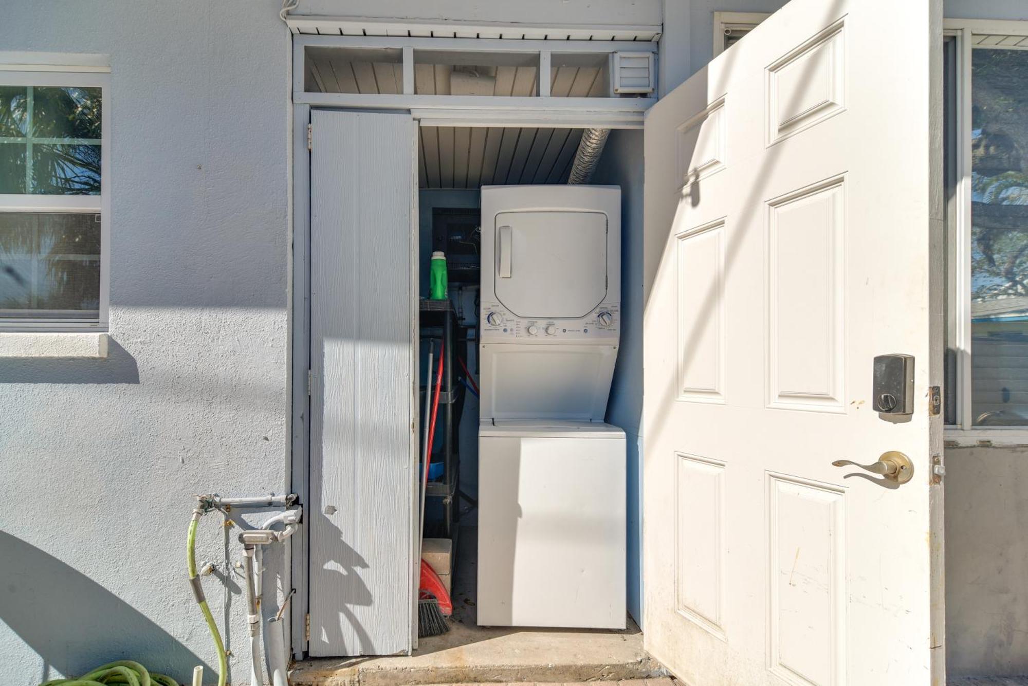 Florida Unit Steps From Indian Rocks Beach Access! Clearwater Beach Exterior photo